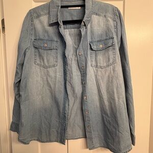 89th & Madison Light Blue Wash Cotton Button Down Shirt - Size Medium